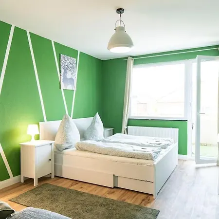 Nature Inspiration With Balcony & Grill Bbq In Mitte Central Station 10 Mins & Big Tv With Photo Lights Duisburg