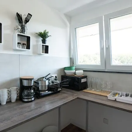 Nature Inspiration With Balcony & Grill Bbq In Mitte Central Station 10 Mins & Big Tv With Photo Lights Lägenhet Duisburg