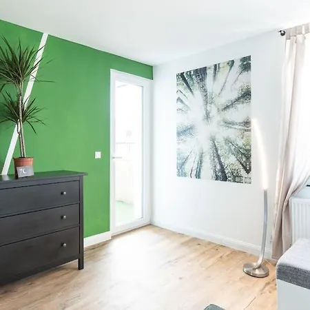 Lejlighed Nature Inspiration With Balcony & Grill Bbq In Mitte Central Station 10 Mins & Big Tv With Photo Lights *