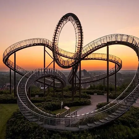 Nature Inspiration With Balcony & Grill Bbq In Mitte Central Station 10 Mins & Big Tv With Photo Lights Apartmán *