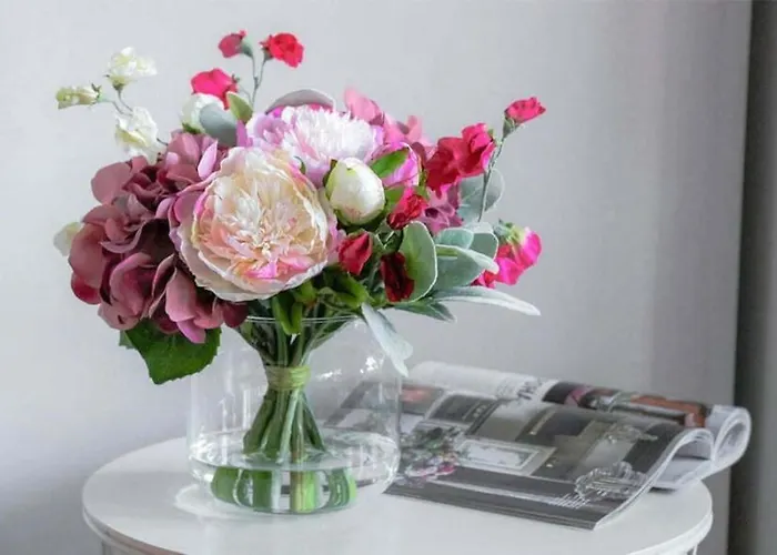 Nature Inspiration With Balcony & Grill Bbq In Mitte Central Station 10 Mins & Big Tv With Photo Lights Lejlighed Duisburg