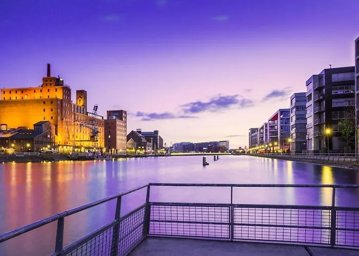 Apartmán Nature Inspiration With Balcony & Grill Bbq In Mitte Central Station 10 Mins & Big Tv With Photo Lights *